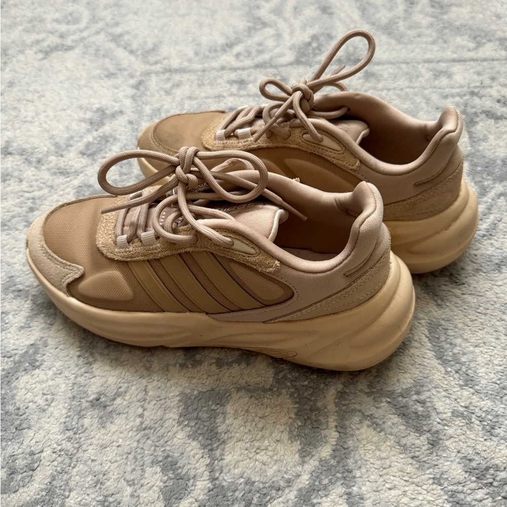 Adidas Ozelle Women’s Running Shoe Cloud-Beige